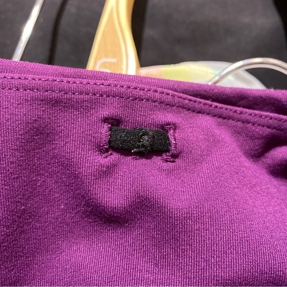 Victoria’s Secret VSX Sport Leggings & sports bra matching set - Picture 8 of 12